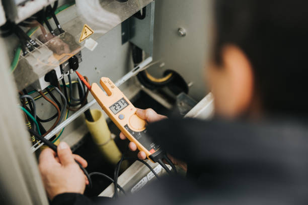 Best Affordable Electrician  in Shelbina, MO